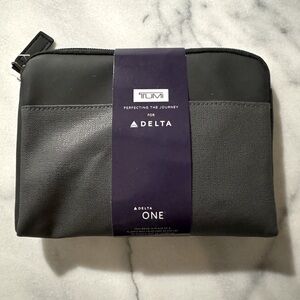 Tumi x Delta Travel Case